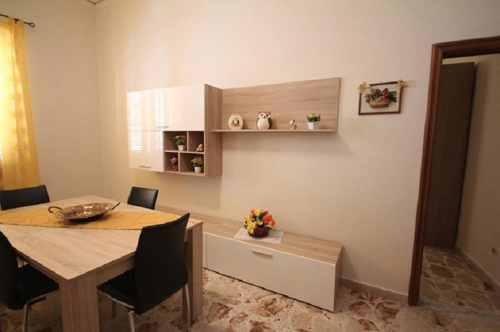 Appartement Le Tre Rose Di Mary à Avola Extérieur photo